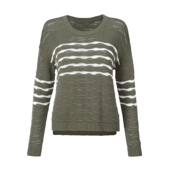 Cabi Scout Pullover Sweater sz M EUC - Picture 3 of 11